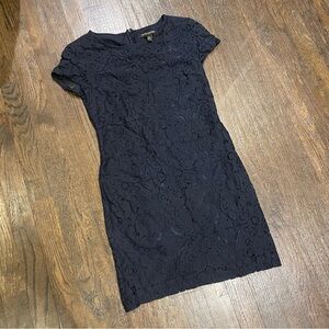 Sz 00P Banana Republic short sleeve navy Lace Mini Dress